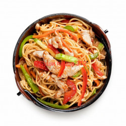 Лапша удон с курицей и овощами